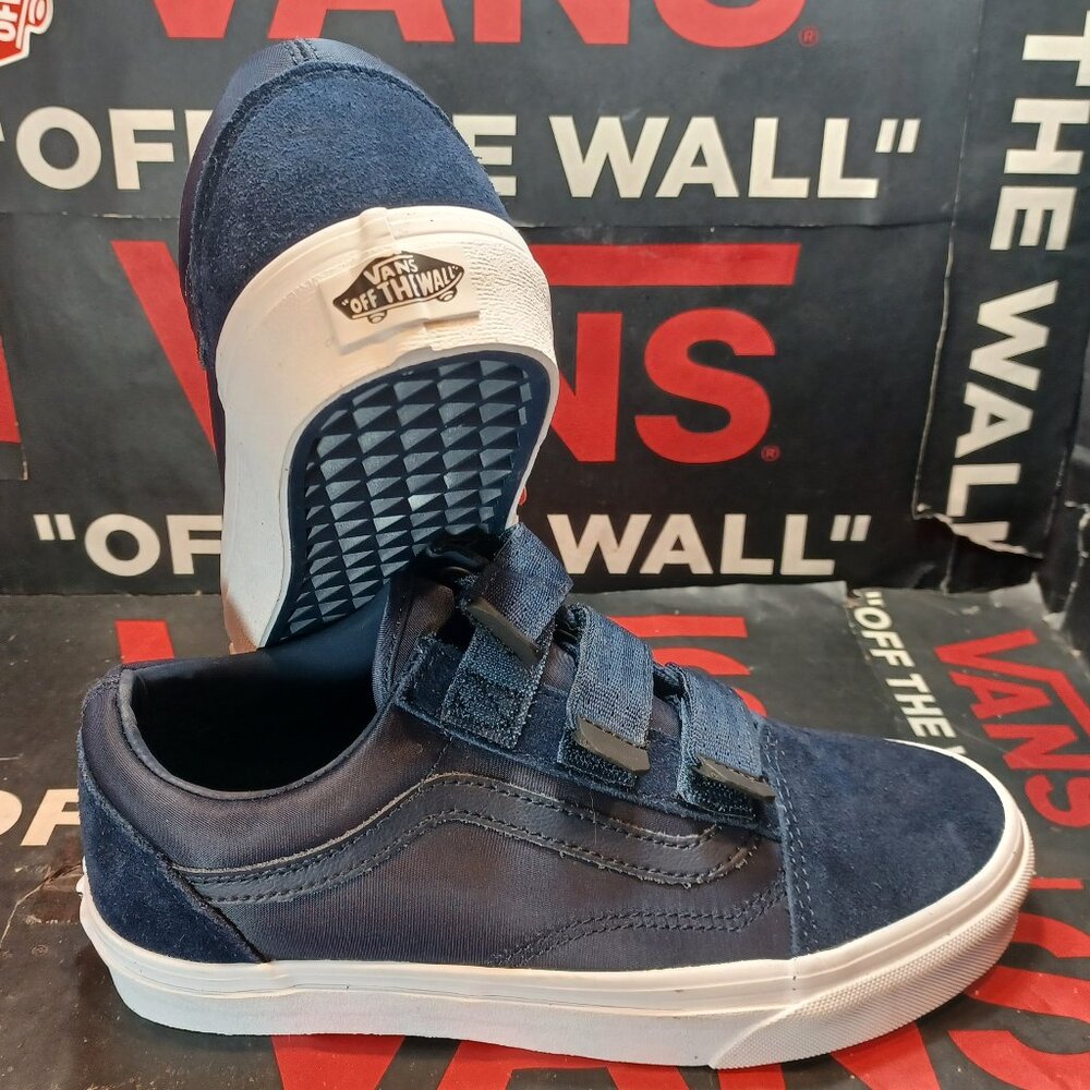Vans Men's 5.5/Women's 7 Old Skool V Surplus Nylon Dress Blues/White VN0A3D29QE7
